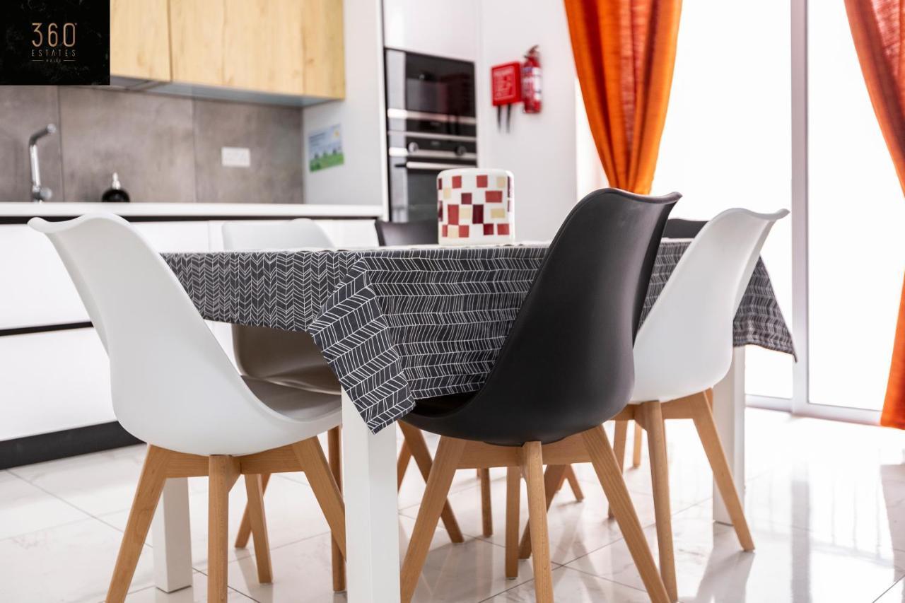 Modern & Spacious In The Heart Of By 360 Estates * Pietà